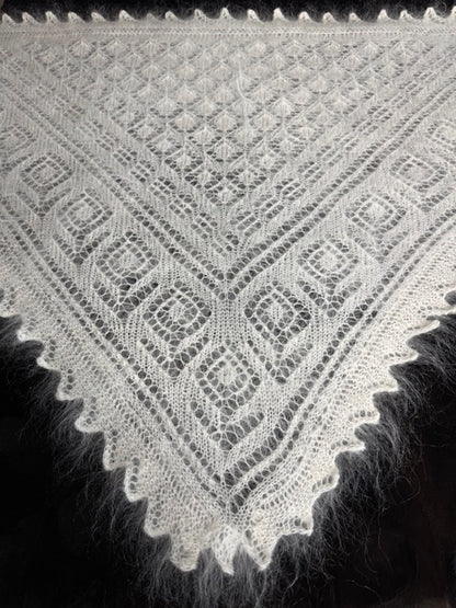 Uryupinsk downy neckerchief  # KW-62, 110x160x110 cm