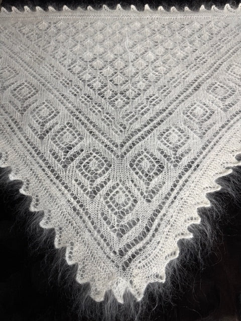 Uryupinsk downy neckerchief  # KW-62, 110x160x110 cm