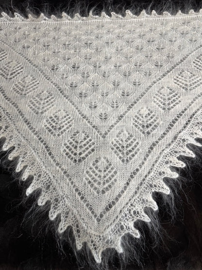 Uryupinsk downy neckerchief  # KW-60, 110x150x110 cm