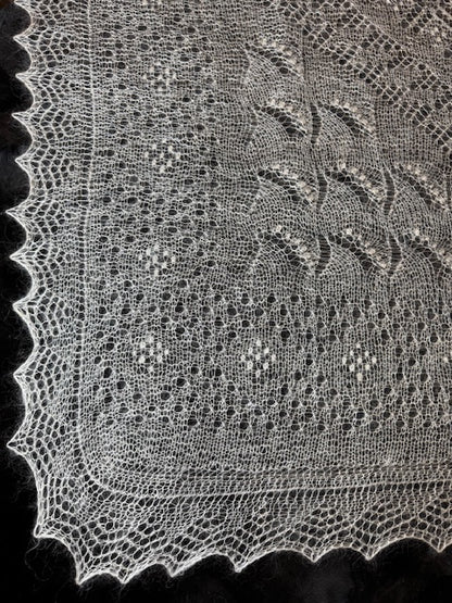 Orenburg shawl PWO-21, 126x126 cm