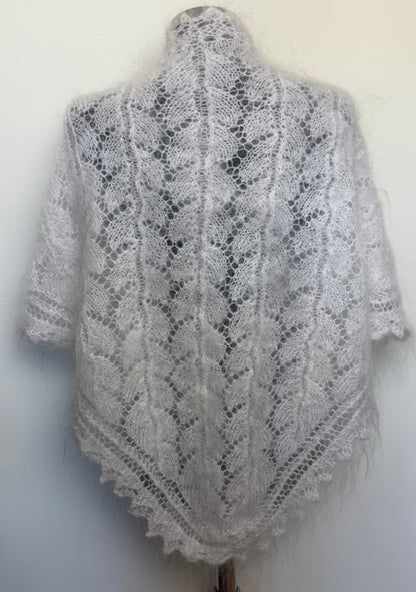 Uryupinsk downy neckerchief  # KW-178, 90x140x90 cm