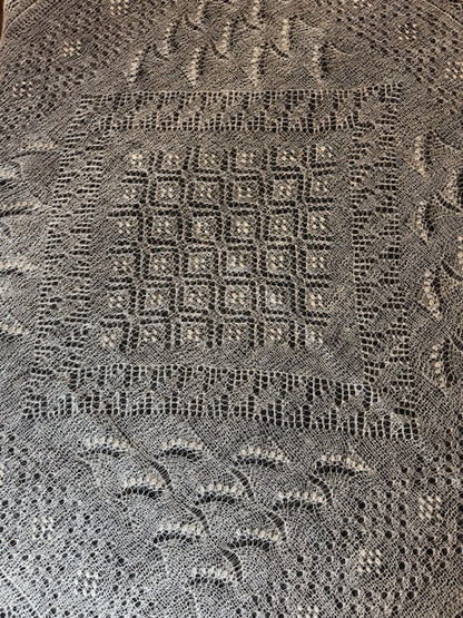 Orenburg shawl PWO-21, 126x126 cm