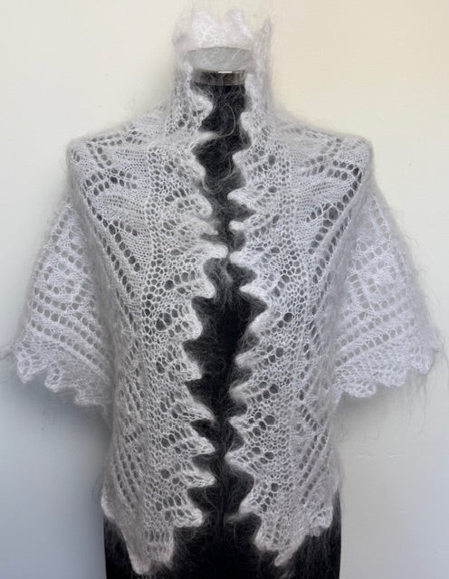 Uryupinsk downy neckerchief  # KW-177, 90x140x90 cm