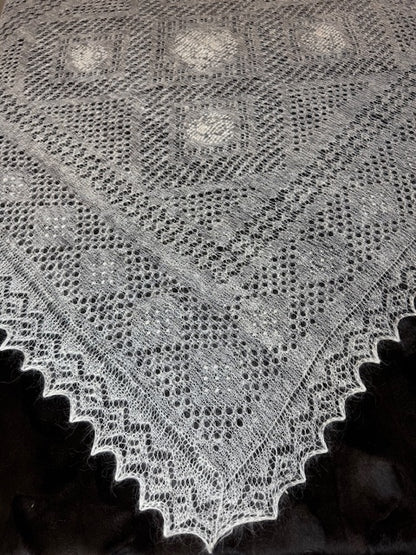 Orenburg shawl PWO-14, 120x120 cm