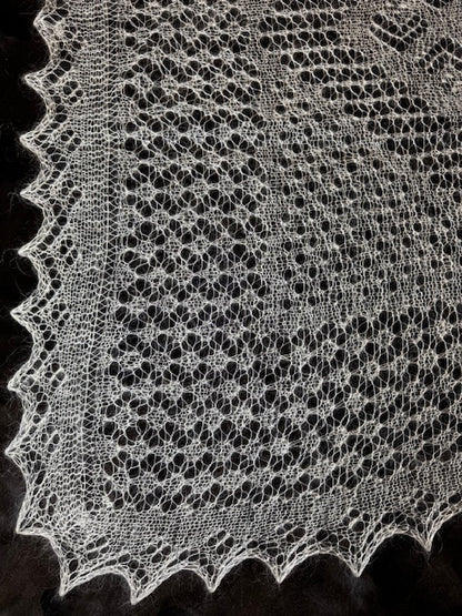 Orenburg shawl PWO-23, 160x160 cm