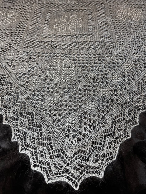 Orenburg shawl PWO-19, 150x150 cm