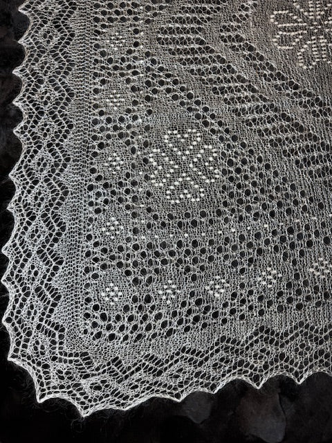 Orenburg shawl PWO-19, 150x150 cm