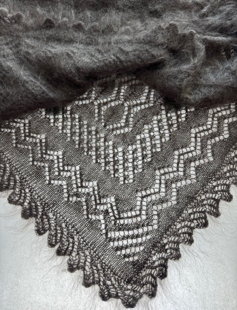 Uryupinsk downy shawl  #PG-127, 110x110 cm