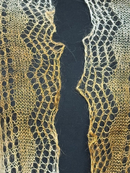 Downy shawl ( Palantine ) #43, 150x80 cm