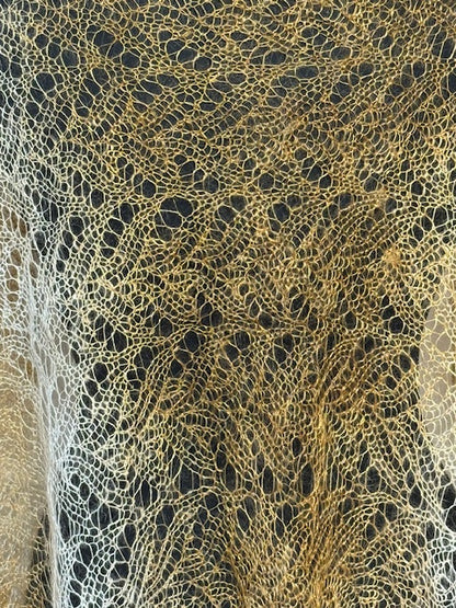 Downy shawl ( Palantine ) #43, 150x80 cm