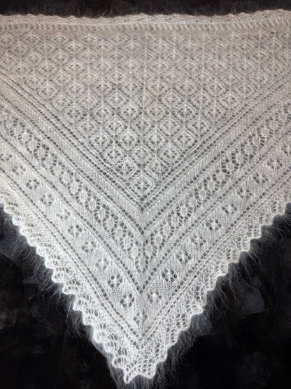 Uryupinsk downy neckerchief  # KW-69, 100x140x100 cm