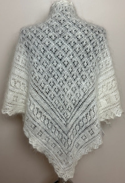 Uryupinsk downy neckerchief  # KW-67, 100x140x100 cm