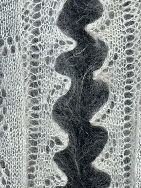 Uryupinsk downy shawl ( Palantine ) # SW-18, 150x60 cm