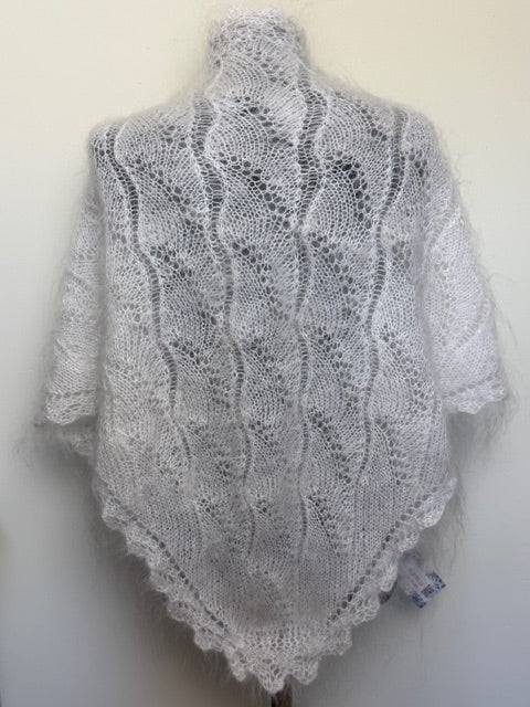 Uryupinsk downy neckerchief  # KW-211, 100x140x100 cm
