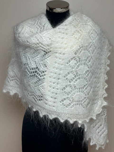 Uryupinsk downy shawl ( Palantine ) # SW-11, 140x55 cm