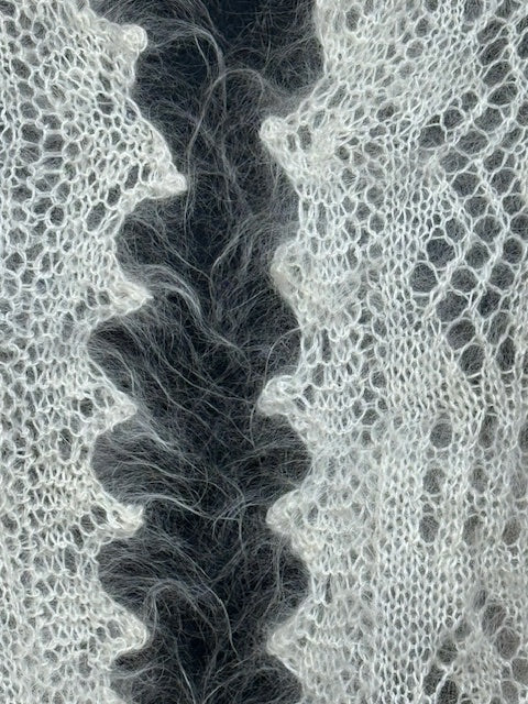 Uryupinsk downy shawl ( Palantine ) # SW-11, 140x55 cm