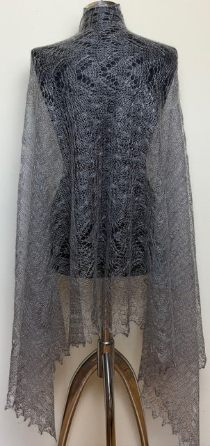 Downy shawl ( Palantine ) #32, 200x80 cm