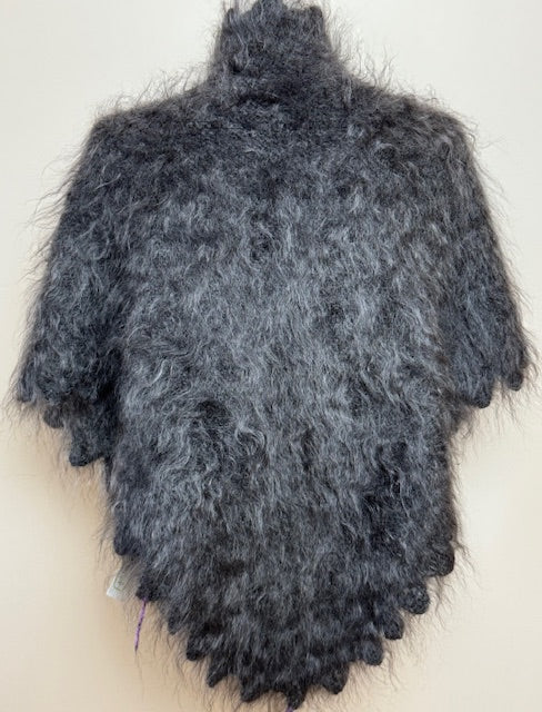 Uryupinsk downy neckerchief  # KG-74, 100x140x100 cm