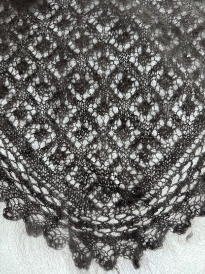 Uryupinsk downy neckerchief  # KG-25, 90x140x90 cm