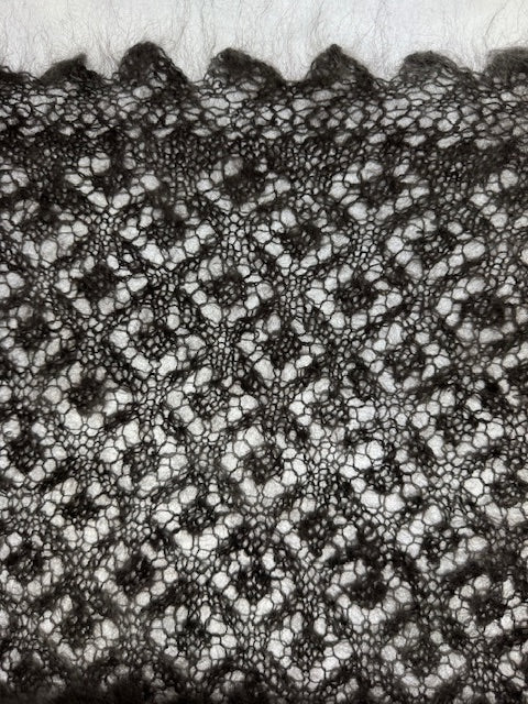 Uryupinsk downy neckerchief  # KG-25, 90x140x90 cm