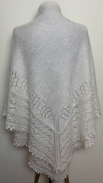 Orenburg shawl PWO-28, 150x150 cm