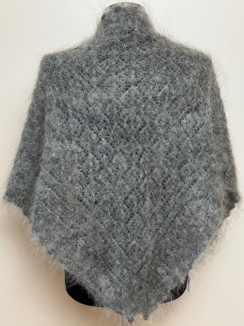 Uryupinsk downy neckerchief  # KG-106, 90x140x90 cm