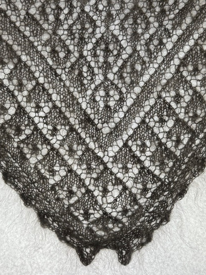 Uryupinsk downy neckerchief  # KG-106, 90x140x90 cm