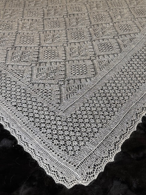 Orenburg shawl PWO-40, 160x160 cm