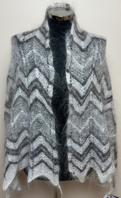 Uryupinsk downy shawl ( Palantine ) # SM-12, 150x60 cm