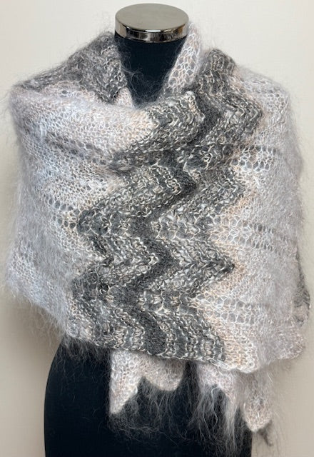 Uryupinsk downy shawl ( Palantine ) # SM-5, 140x50 cm