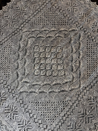 Orenburg shawl PWO-67, 120x120 cm