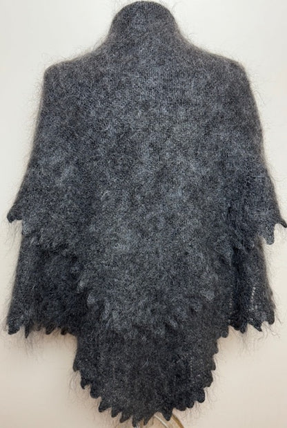 Uryupinsk downy shawl  #PG-66, 120x120 cm