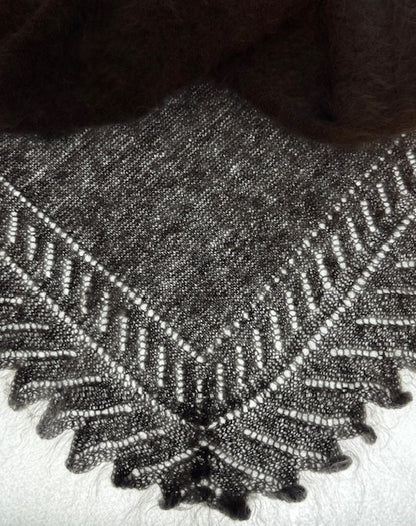 Uryupinsk downy shawl  #PG-1, 110x110 cm