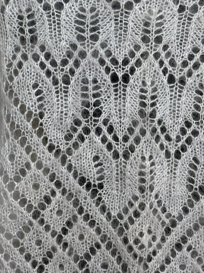 Uryupinsk downy neckerchief  # KW-106, 100x140x100 cm