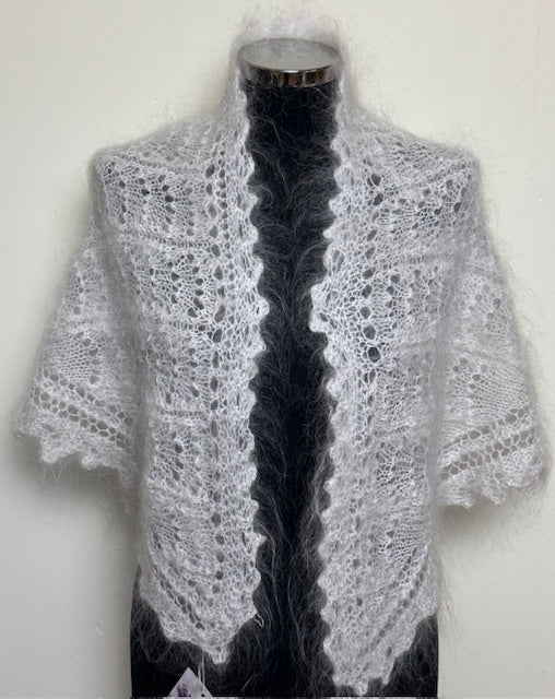 Uryupinsk downy neckerchief  # KW-102, 90x130x90 cm