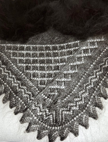 Uryupinsk downy shawl  #PG-141, 130x130 cm