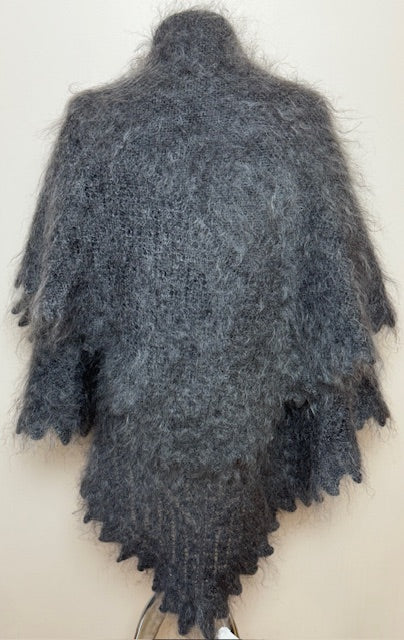 Uryupinsk downy shawl  #PG-117, 130x130 cm