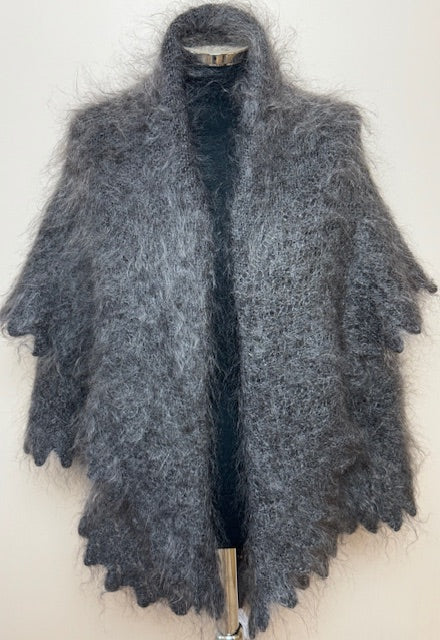 Uryupinsk downy shawl  #PG-117, 130x130 cm