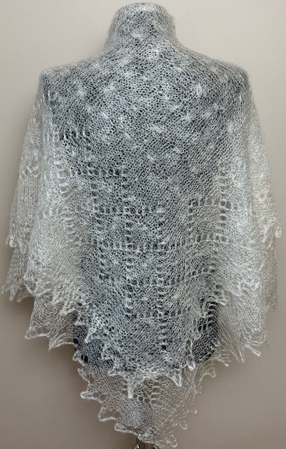 Downy shawl  #PCN-66, 120x120 cm
