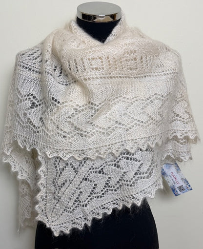 Orenburg downy neckerchief  KWO-9, 110x140x110 cm