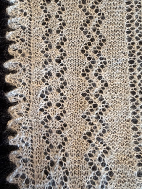Orenburg shawl PWO-73, 150x150 cm