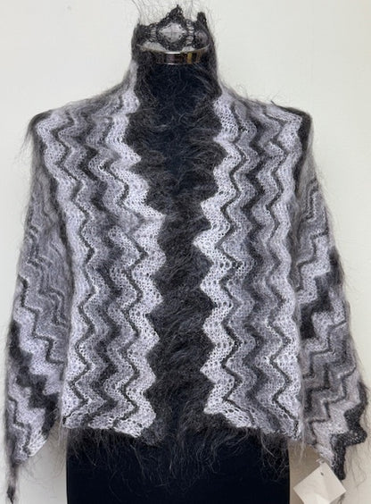 Uryupinsk downy shawl ( Palantine ) # SM-17, 100x50 cm