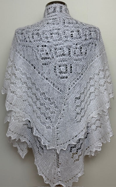 Downy shawl  #PCN-67, 120x120 cm