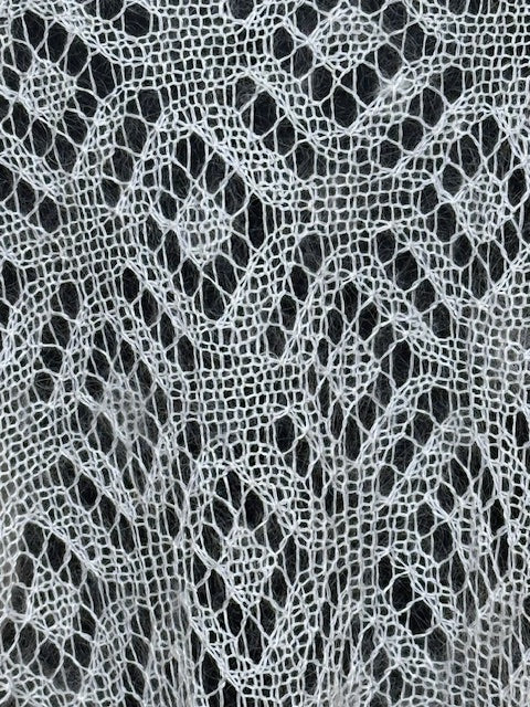 Downy shawl  #PCN-67, 120x120 cm