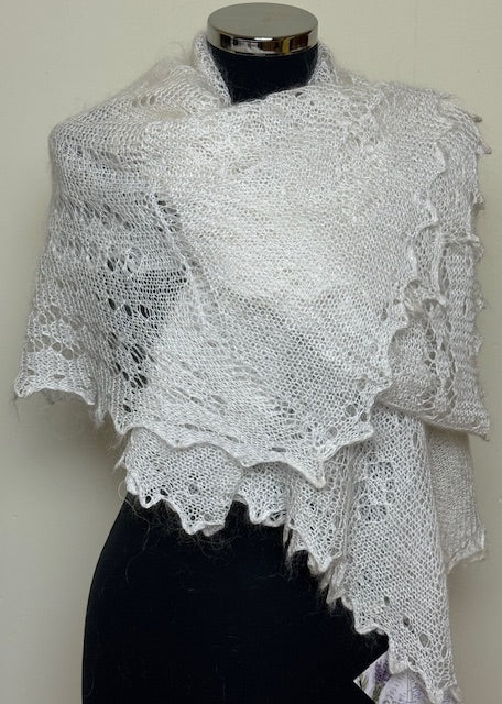 Downy shawl  #PCN-69, 120x120 cm