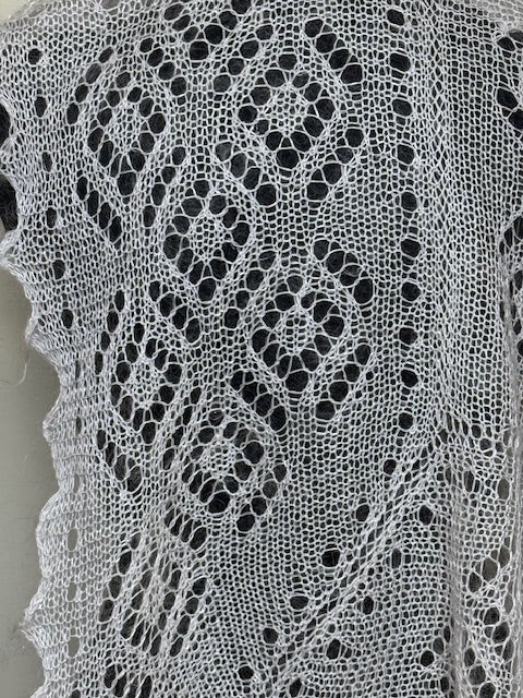 Downy shawl  #PCN-70, 120x120 cm