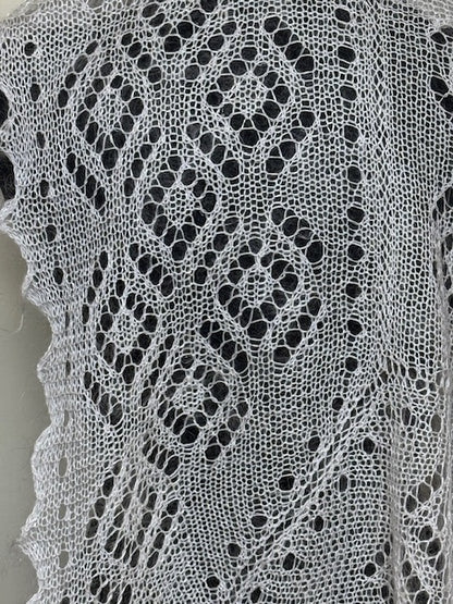 Downy shawl  #PCN-70, 120x120 cm