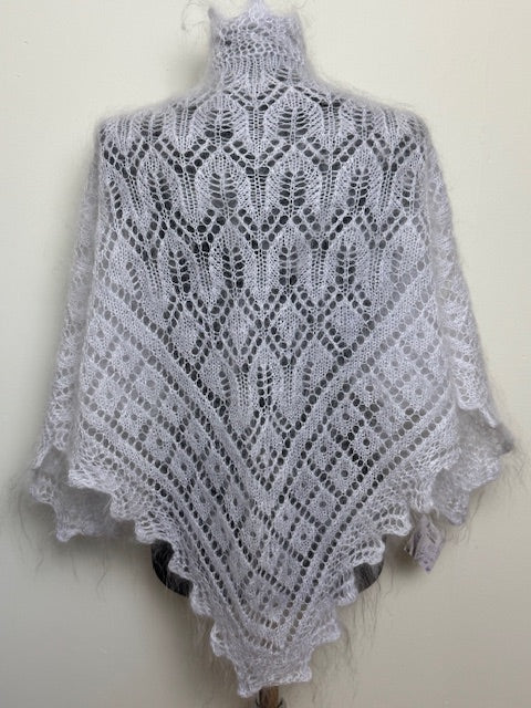 Uryupinsk downy neckerchief  # KW-93, 100x140x100 cm