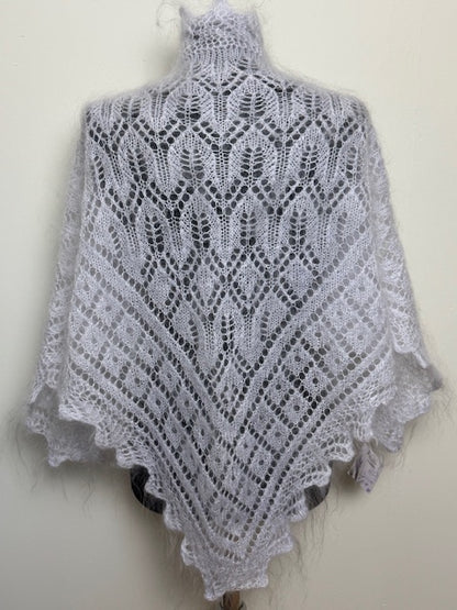 Uryupinsk downy neckerchief  # KW-93, 100x140x100 cm