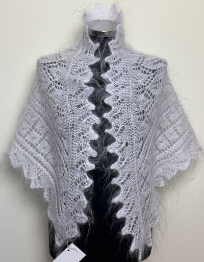 Uryupinsk downy neckerchief  # KW-93, 100x140x100 cm